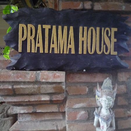 Appartamento Pratama House Ubud Esterno foto