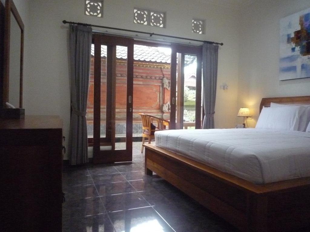 Appartamento Pratama House Ubud Esterno foto
