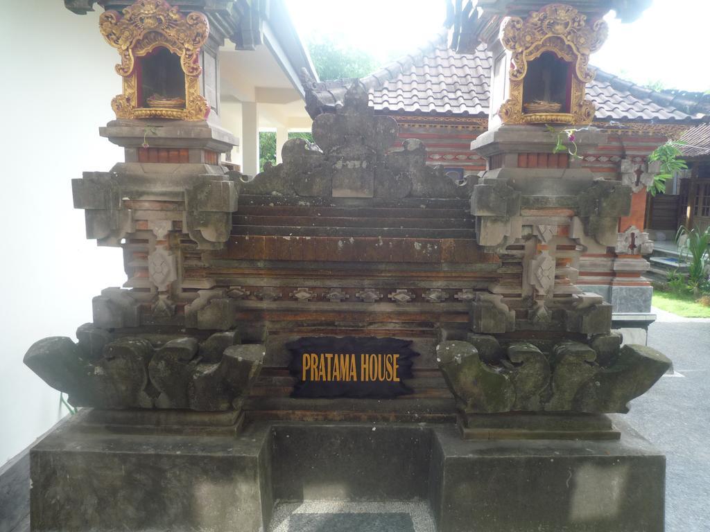 Appartamento Pratama House Ubud Esterno foto
